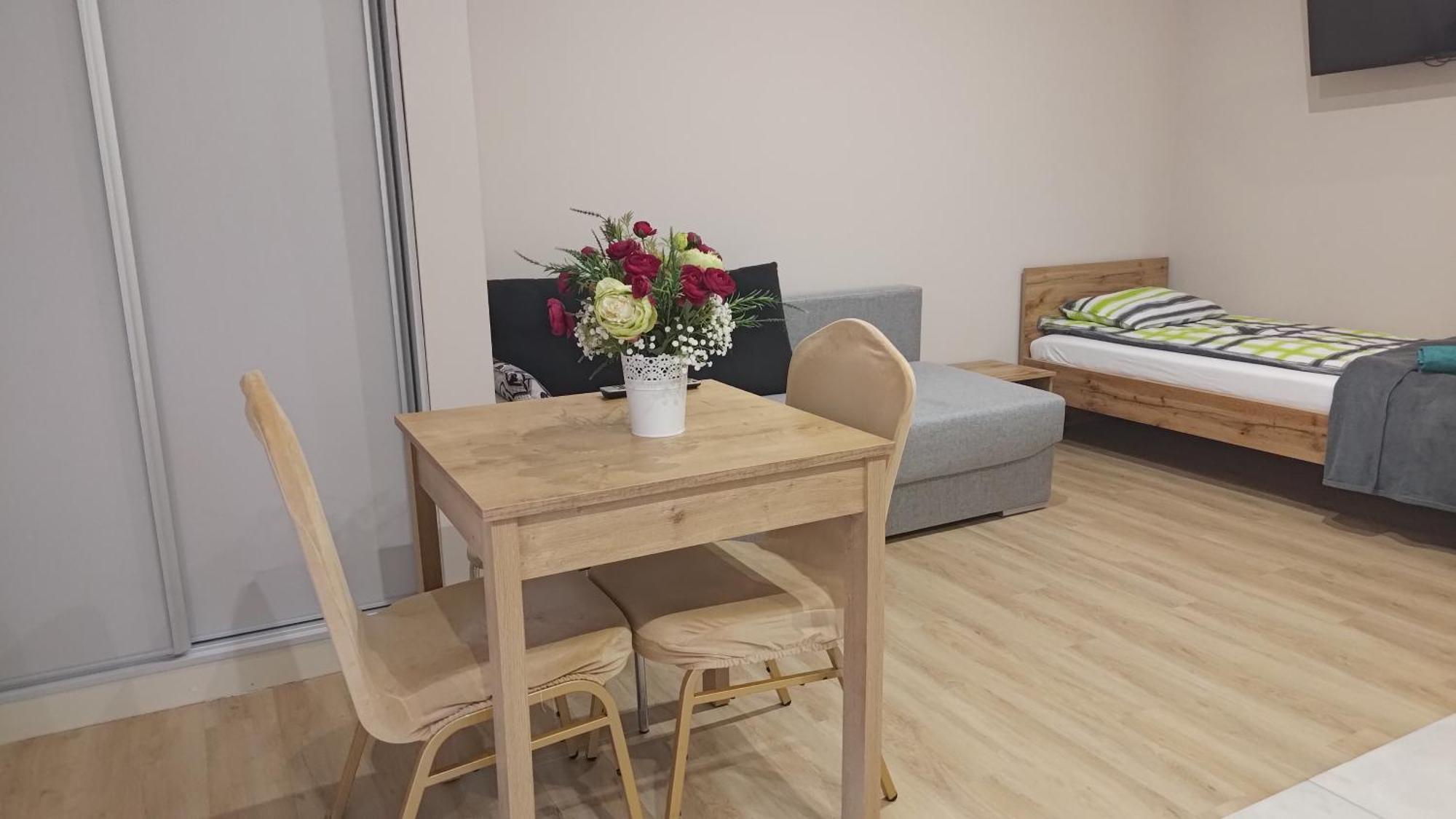 Apartamenty Stara Piekarnia Slawatycze Exterior photo